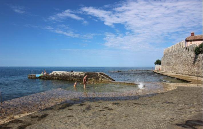 Apartman Onaon Novigrad Istria Exteriör bild